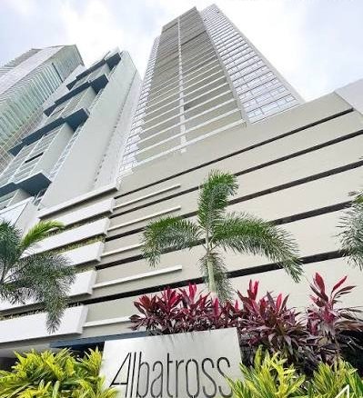 PH ALBATROS, en Santa Maria