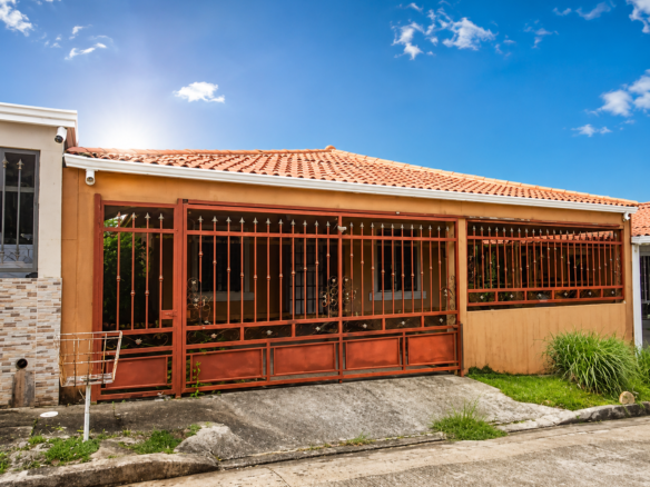 URBANIZACIÓN PASEO DE MONTELIMAR