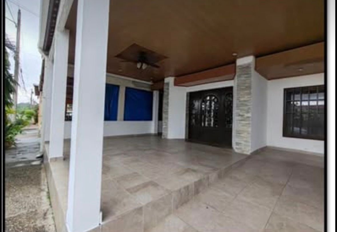 CASA EN SAN ANTONIO, Las Praderas