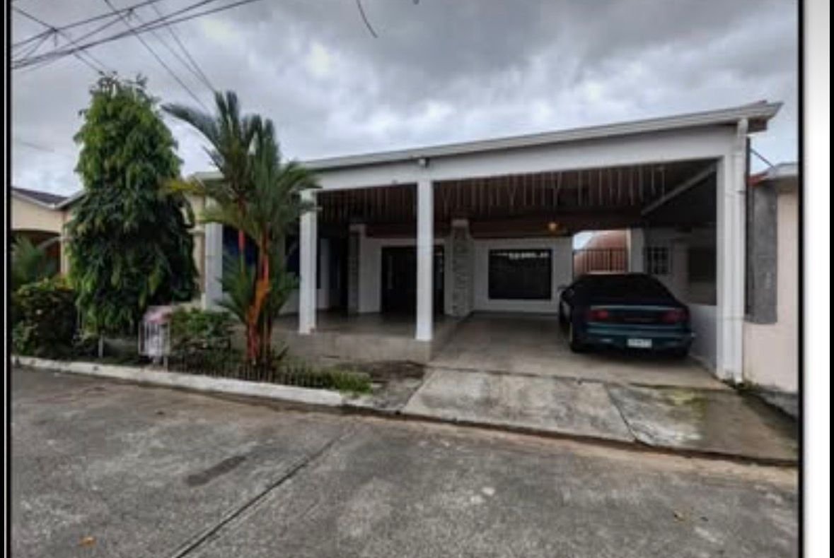 CASA EN SAN ANTONIO, Las Praderas