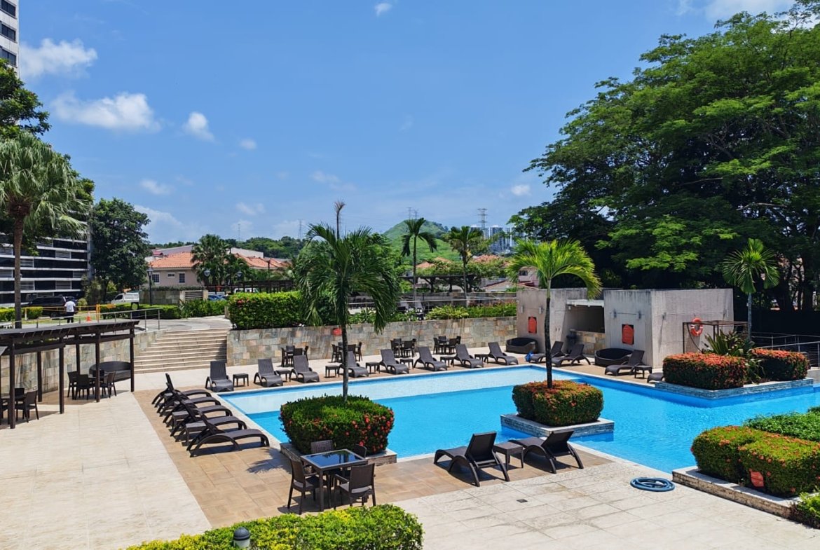 PH CONDADO COUNTRY CLUB