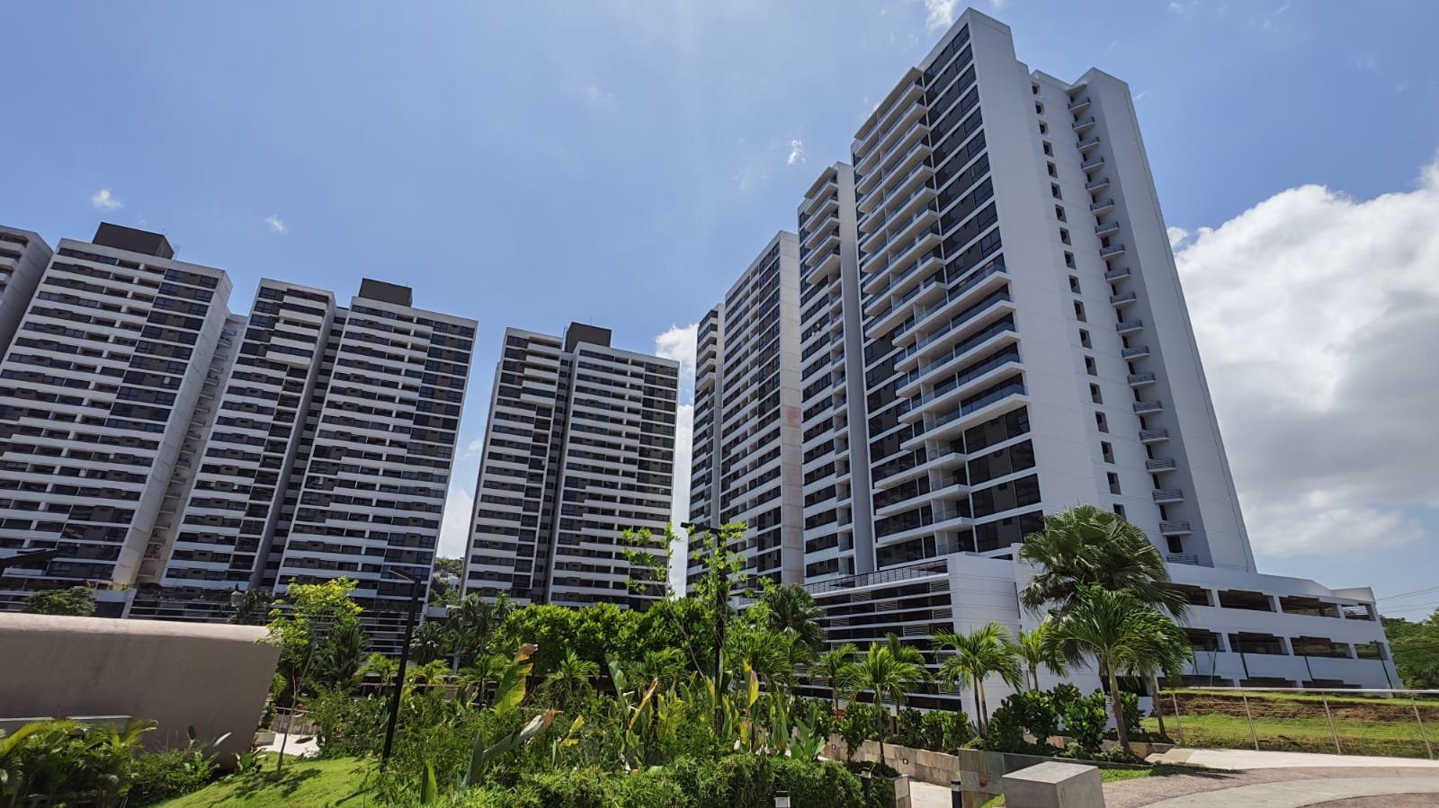 PH CONDADO COUNTRY CLUB