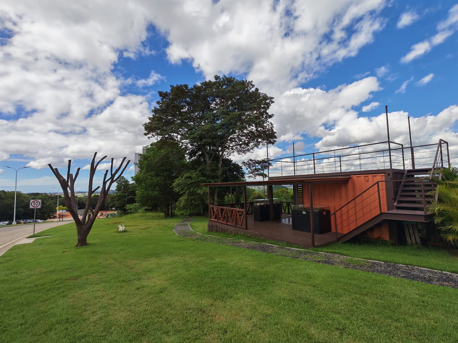 PANORAMA 360