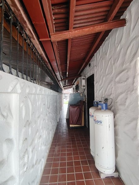 CASA EN CAMPO LIMBERG