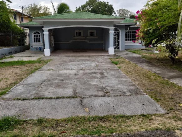 CASA EN PENONOME