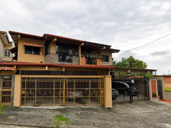 CASA EN DOS MARES, La Loceria