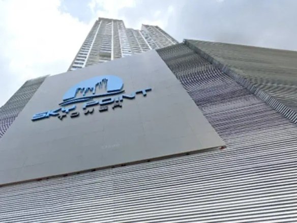 PH Sky Point, en Via Tumba Muerto