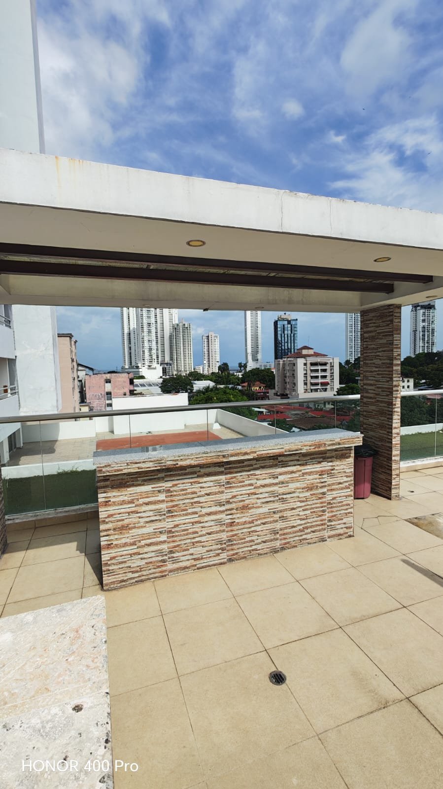 PH ARENAS PARK, en Parque Lefevre
