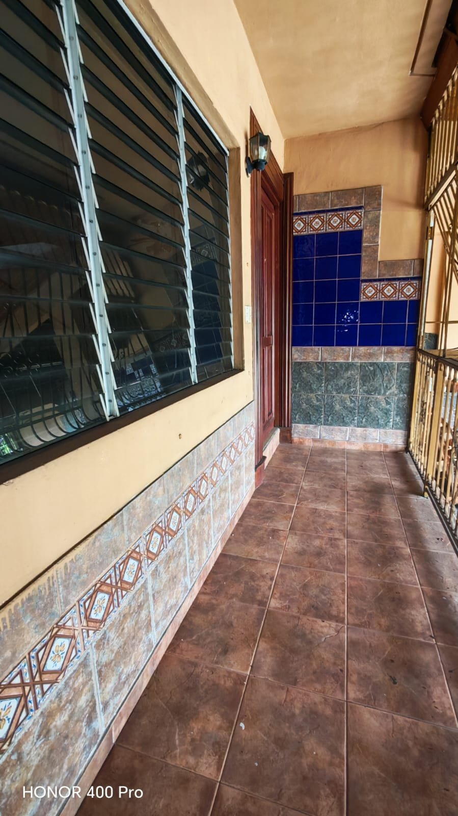 CASA EN DOS MARES, La Loceria