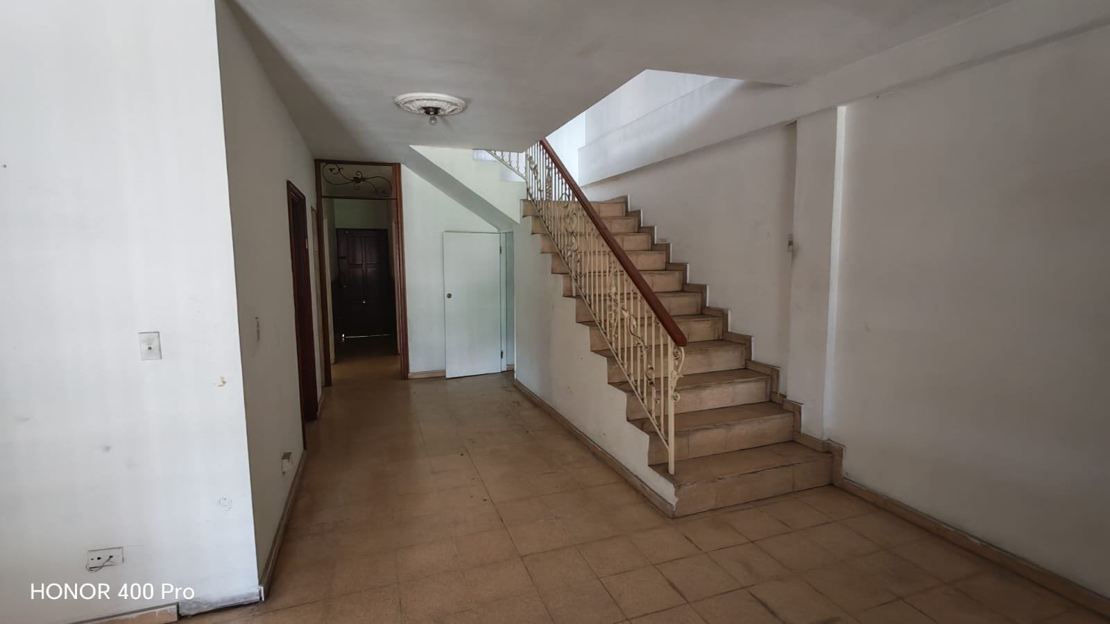CASA EN DOS MARES, La Loceria