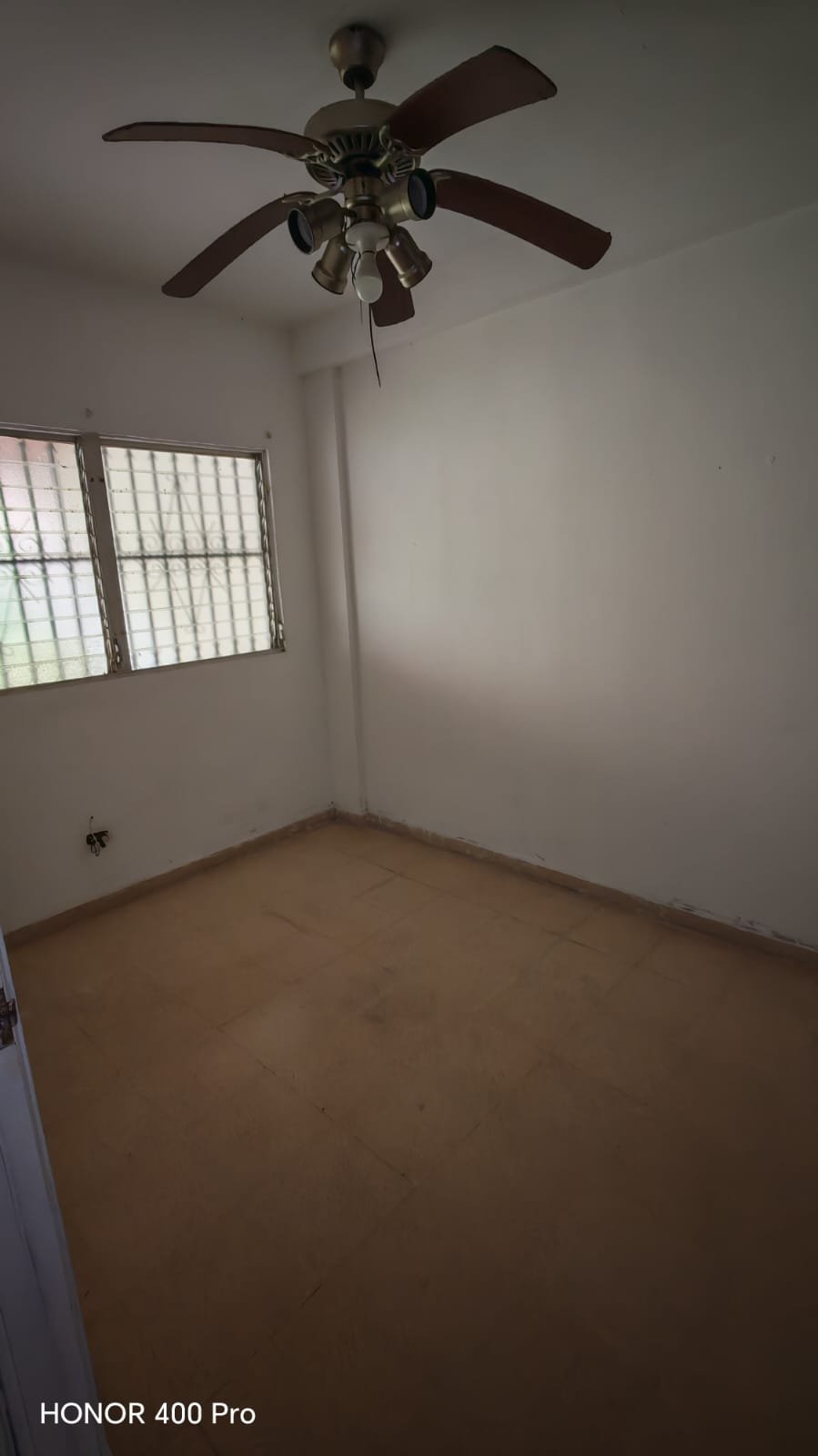 CASA EN DOS MARES, La Loceria