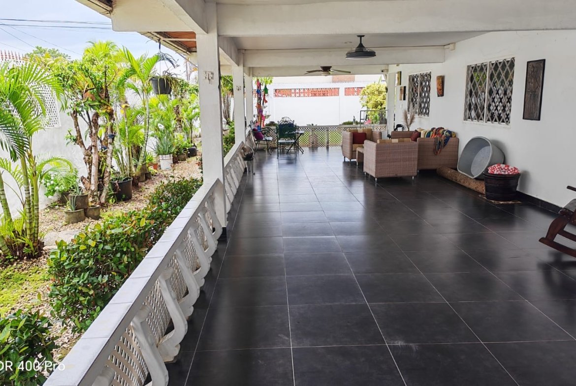 ESPECTACULAR CASA EN LAS PALMAS DE GORGONA, en Chame