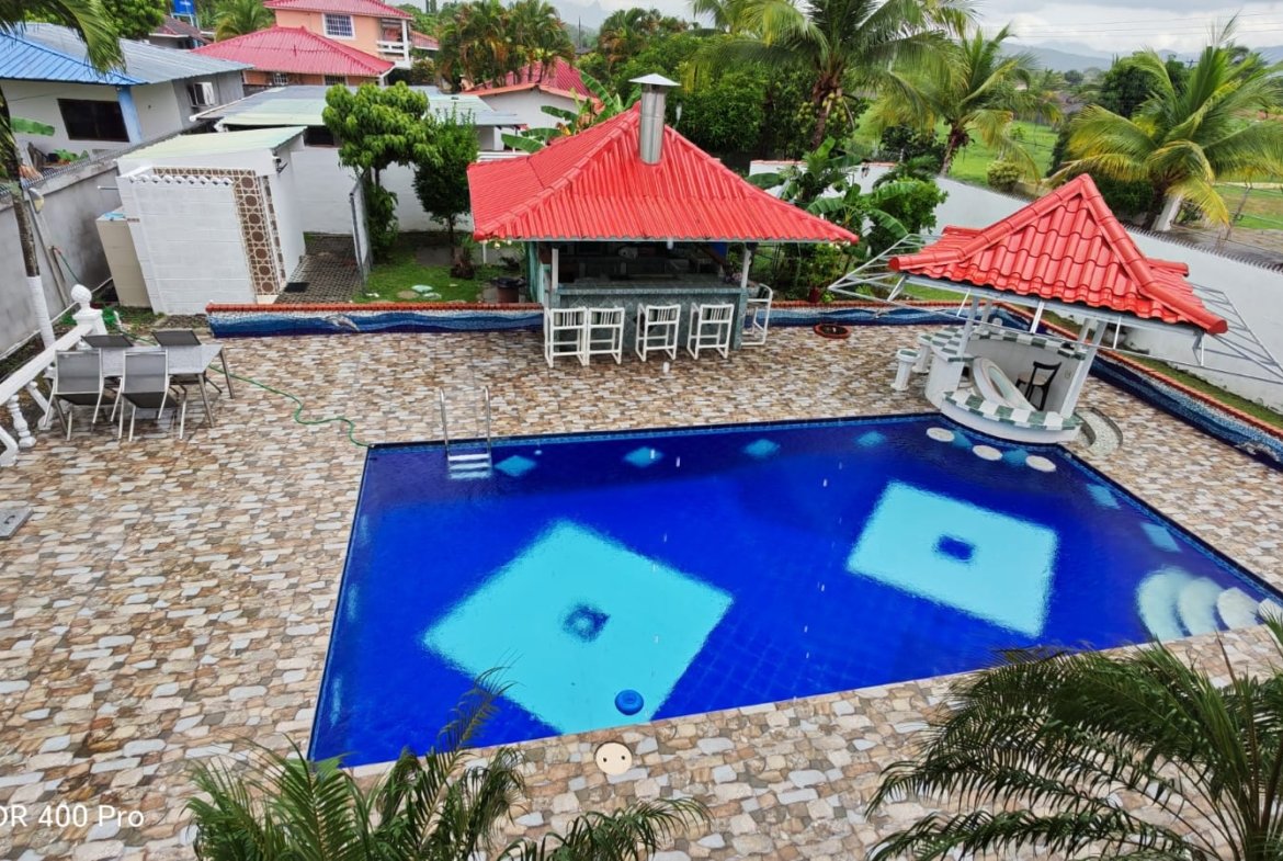 ESPECTACULAR CASA EN LAS PALMAS DE GORGONA, en Chame