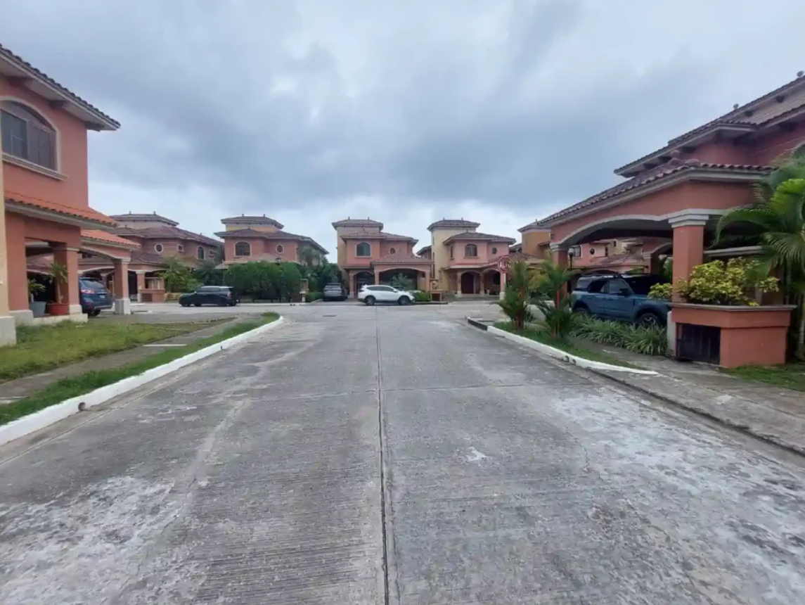 5 PH EL DORAL, en Costa Sur